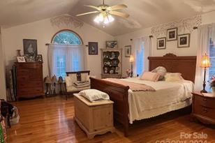 1240 Gaddy Rd S, Nebo, NC 28761 - Photo 17