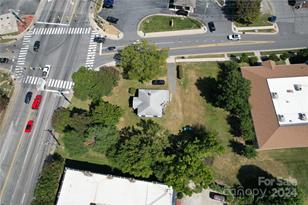 110 Sims Pkwy, Harrisburg, NC 28075 - Photo 9