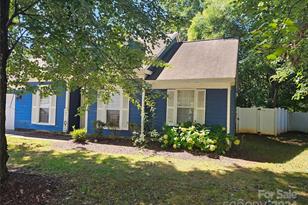 5720 Ebley Ln, Charlotte, NC 28227 - Photo 3