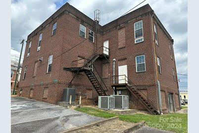 901 Ashe Avenue NW, Lenoir, NC 28645 - Photo 3