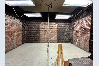 901 Ashe Avenue NW, Lenoir, NC 28645 - Photo 9