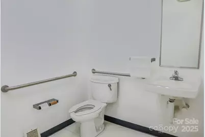 317 1st Street E, Conover, NC 28613 - Photo 21