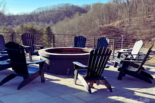 326 Hamlin Ln, Mars Hill, NC 28754 - Photo 9