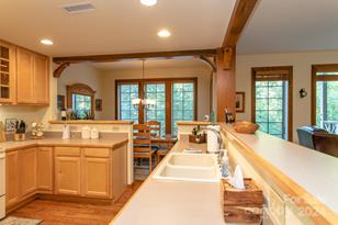 222 Creekside Wy, Burnsville, NC 28714 - Photo 11