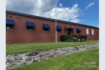 1495 North Main Street, Hendersonville, NC 28739 - Photo 5