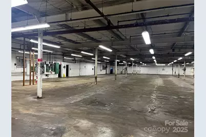 1495 North Main Street, Hendersonville, NC 28739 - Photo 9