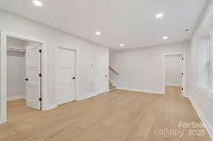 345 Riverview Dr, Asheville, NC 28806 - Photo 17