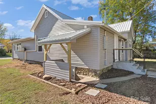 290 Killian St, Waynesville, NC 28786 - Photo 23