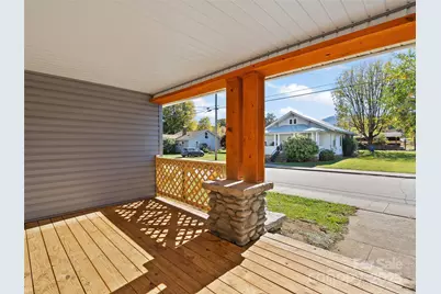 290 Killian Street, Waynesville, NC 28786 - Photo 3