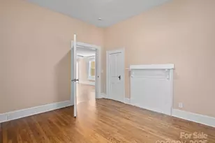 290 Killian St, Waynesville, NC 28786 - Photo 9