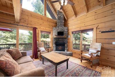 117 Laurel Lakes Parkway, Lake Lure, NC 28746 - Photo 5