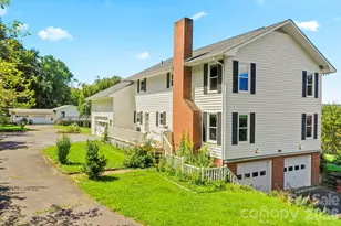 840 Ed Williams Rd, Zionville, NC 28698 - Photo 19