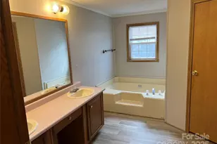 112 and 154 Merri Dr, Hendersonville, NC 28792 - Photo 35