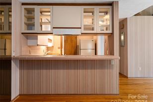 38 Ravencroft Ln, Asheville, NC 28803 - Photo 11