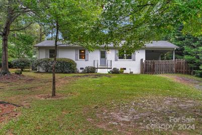 401 Anne Avenue, Waxhaw, NC 28173 - Photo 1