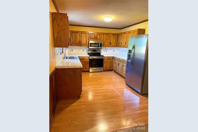 1610 Sierra Road, York, SC 29745 - Photo 9