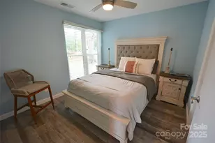 18867 Vineyard Point Ln, Cornelius, NC 28031 - Photo 19