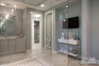 2008 Stratford Avenue, Charlotte, NC 28205 - Photo 17