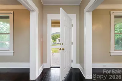 22 Pine Grove Avenue, Asheville, NC 28801 - Photo 5