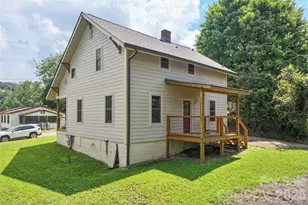 22 Pine Grove Ave, Asheville, NC 28801 - Photo 25