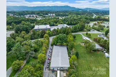 81 Monticello Road, Weaverville, NC 28787 - Photo 9