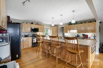 6 Sanderson Street, Hayesville, NC 28904 - Photo 9