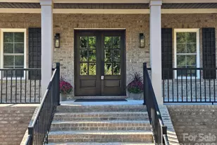 444 19th Ave Cir NW, Hickory, NC 28601 - Photo 5
