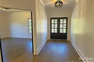 444 19th Ave Cir NW, Hickory, NC 28601 - Photo 5