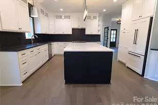 444 19th Ave Cir NW, Hickory, NC 28601 - Photo 9