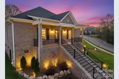 444 19th Avenue Circle NW, Hickory, NC 28601 - Photo 3