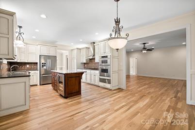 2488 Birdie Lane NE, Conover, NC 28613 - Photo 13