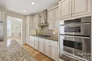 2488 Birdie Ln NE, Conover, NC 28613 - Photo 17