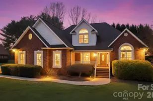 2488 Birdie Ln NE, Conover, NC 28613 - Photo 1