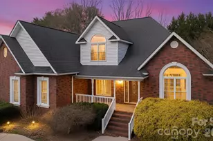 2488 Birdie Ln NE, Conover, NC 28613 - Photo 3