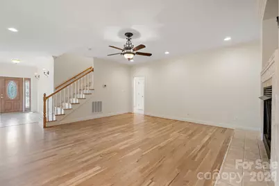 2488 Birdie Lane NE, Conover, NC 28613 - Photo 9