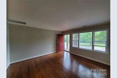 3818 Winfield Drive, Charlotte, NC 28205 - Photo 3