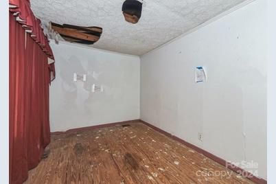 519 S Mulberry Street, Cherryville, NC 28021 - Photo 17