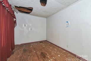 519 S Mulberry St, Cherryville, NC 28021 - Photo 17