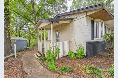 519 S Mulberry Street, Cherryville, NC 28021 - Photo 1