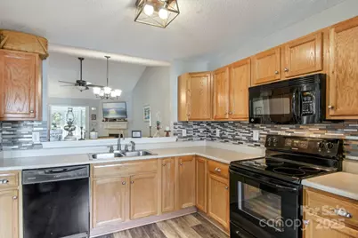 1304 Deermouse Way #405, Hendersonville, NC 28792 - Photo 15