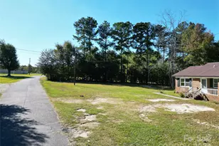 306 W White Oak St, Morven, NC 28119 - Photo 23