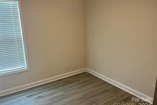 177 Rhuidean Ct, Troutman, NC 28166 - Photo 15