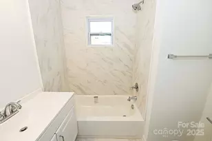 125 S Ervin Ave, Newton, NC 28658 - Photo 27