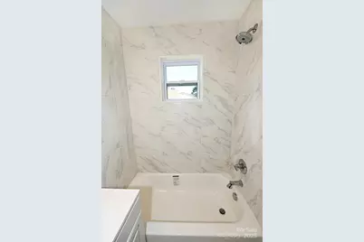 125 S Ervin Avenue, Newton, NC 28658 - Photo 31