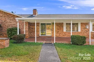 7 Brookshire Rd, Leicester, NC 28748 - Photo 3