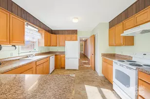 7 Brookshire Rd, Leicester, NC 28748 - Photo 11