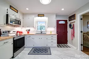 22 Garden Spot Ln, Camden, SC 29020 - Photo 5