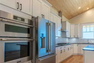 337 Maple Knl Dr, Hendersonville, NC 28792 - Photo 11