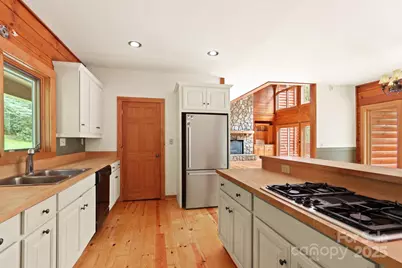 4102 Highway 221 None S, Blowing Rock, NC 28605 - Photo 17