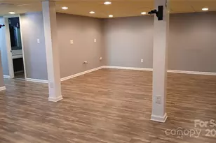 309 Rodoret St N, Valdese, NC 28690 - Photo 21